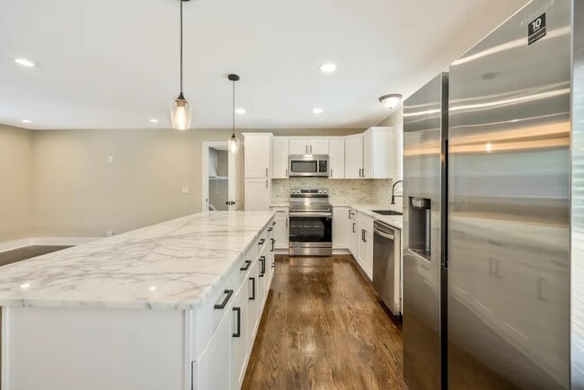 5008 Suter Dr in Nashville, TN - Building Photo - Building Photo