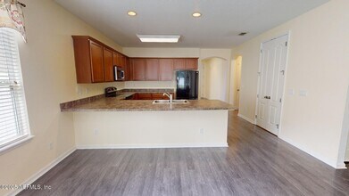 15707 Lexington Park Blvd in Jacksonville, FL - Building Photo - Building Photo
