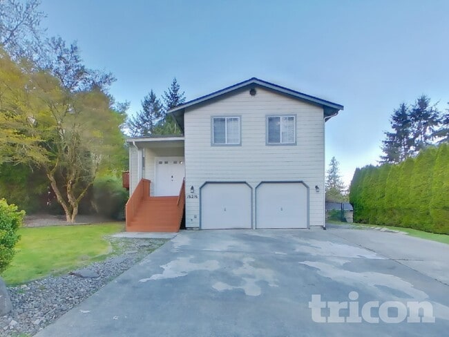 property at 16216 39th St Ct E