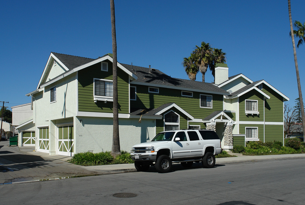 505 Saint Andrews Rd in Newport Beach, CA - Building Photo