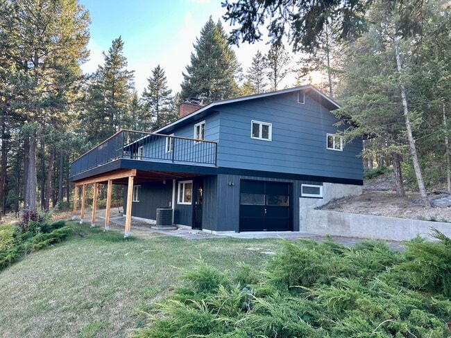 110 Rimini Rd in Lakeside, MT - Building Photo - Building Photo