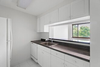 1 2nd St in Jersey City, NJ - Building Photo - Building Photo