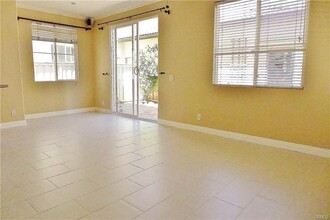 66 Royal Victoria in Irvine, CA - Building Photo - Building Photo