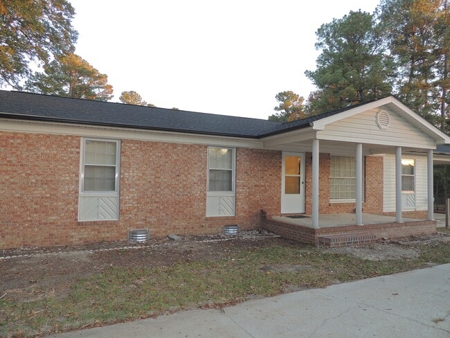 1113 Strickland Bridge Rd