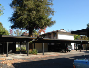 1954 Desert Cir in Walnut Creek, CA - Building Photo - Building Photo