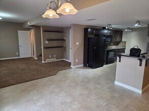 189 Silkstone Rd W in Lethbridge, AB - Building Photo - Building Photo