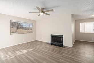 Tides at Woodhaven in Fort Worth, TX - Building Photo - Building Photo