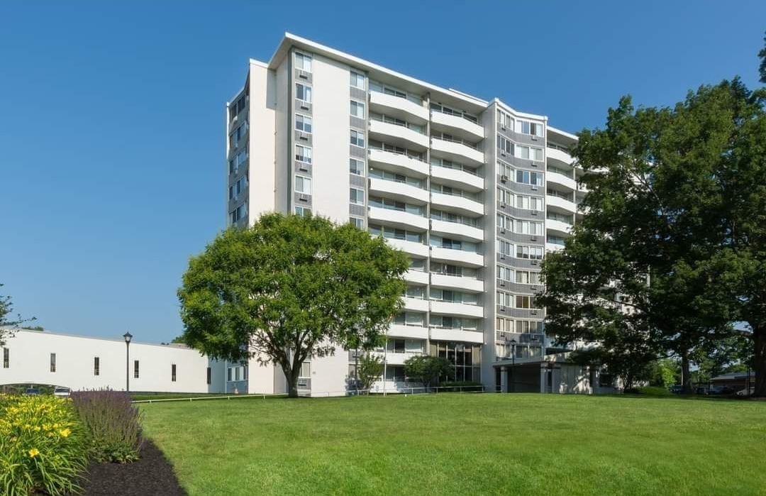 Park Vista in Youngstown, OH - Foto de edificio