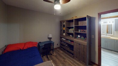 3052 15th St in Monroe, WI - Foto de edificio - Building Photo