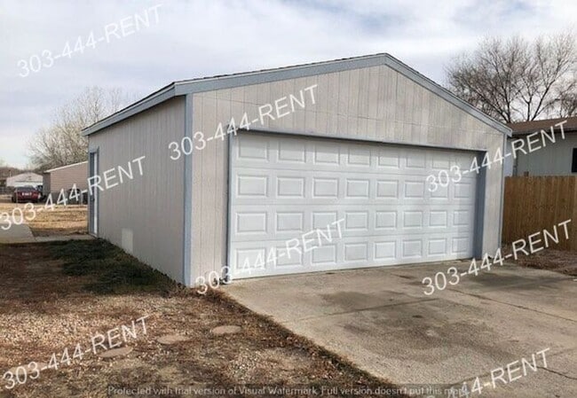 108 Beach Dr in Log Lane Village, CO - Building Photo - Building Photo