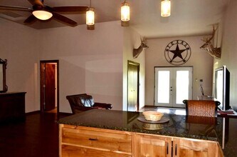 4212 Meridian Rd in Lone Grove, OK - Building Photo - Building Photo