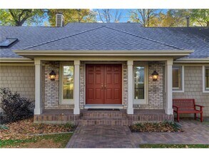 2648 Casco Point Rd in Wayzata, MN - Building Photo - Building Photo