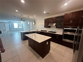 6841 Toll Mountain St in North Las Vegas, NV - Building Photo - Building Photo