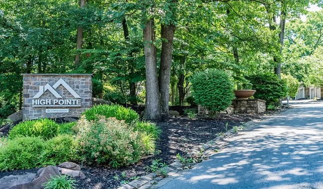 115 High Pointe Dr in Hummelstown, PA - Building Photo - Building Photo