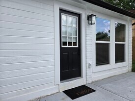 4411 Dovewood Dr in Austin, TX - Building Photo