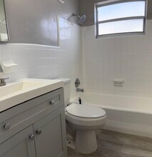 1925 NE 26th St in Wilton Manors, FL - Building Photo - Building Photo