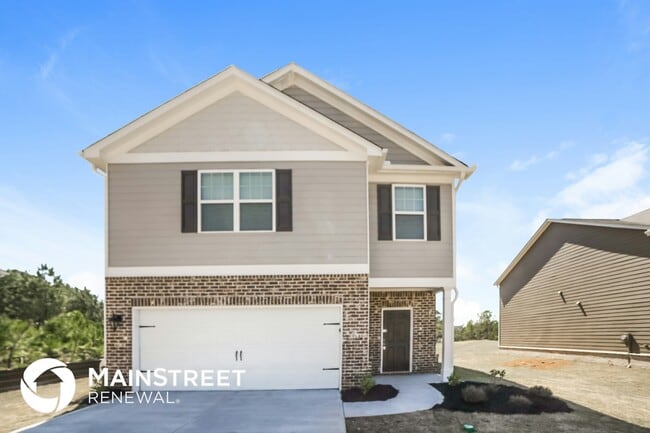 property at 523 Firethorn Ct