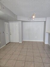 7832 Sonoma Springs Cir in Greenacres, FL - Building Photo - Building Photo