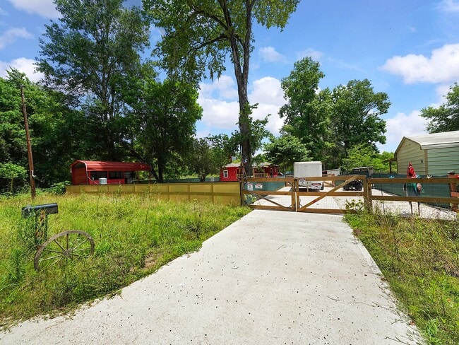 property at 29 Co Rd 2131