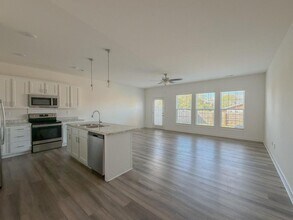 331 Platt Dr in Nicholasville, KY - Building Photo - Building Photo