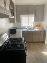 3519 E 8th St in Los Angeles, CA - Foto de edificio - Building Photo