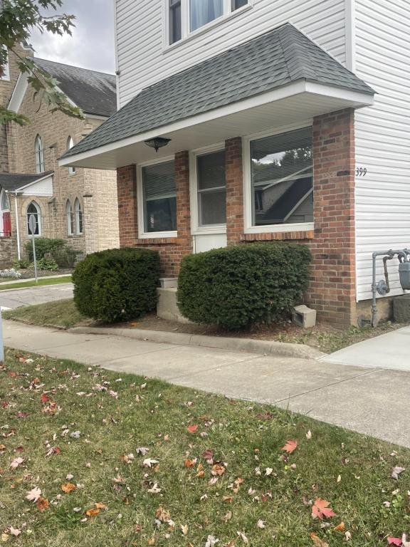 property at 399 E Main St