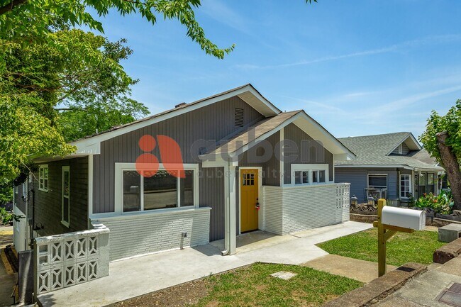 1813 E 4th St in Chattanooga, TN - Building Photo - Building Photo