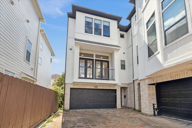 property at 5721 Kiam St