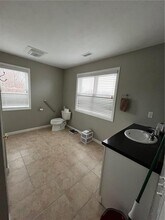 3 Silver Cup Cir in West Warwick, RI - Foto de edificio - Building Photo