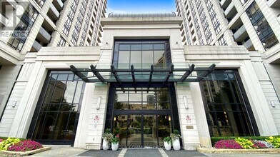 100-1100 Harrison Garden Blvd in Toronto, ON - Building Photo - Building Photo
