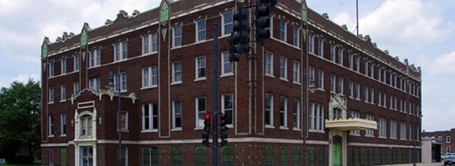 Edison Avenue Art Lofts