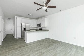 1309 W 27th St in Norfolk, VA - Building Photo - Building Photo