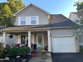 8 Furlong St in Saratoga Springs, NY - Building Photo