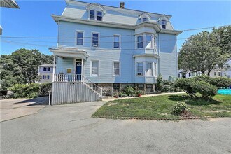 227 Whipple St in Fall River, MA - Building Photo - Building Photo