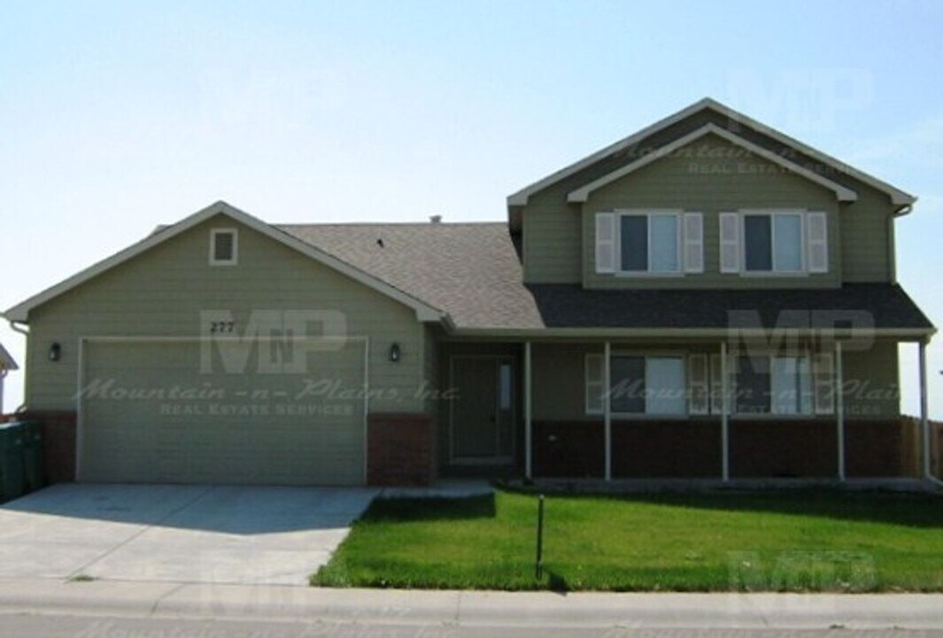 277 S Ursula Ave in Milliken, CO - Building Photo