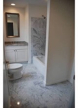 1811 Chestnut St, Unit 403 in Philadelphia, PA - Foto de edificio - Building Photo