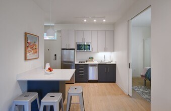 Panoramic Northside in Berkeley, CA - Foto de edificio - Building Photo