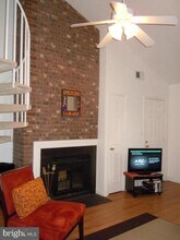 13071 Shadyside Ln in Germantown, MD - Building Photo - Building Photo