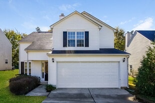 7017 Hidden Creek Dr in Charlotte, NC - Building Photo