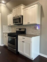 4608 W Wales Dr in Fayetteville, AR - Building Photo - Building Photo