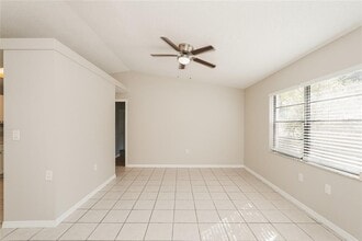 12165 Rockford St in Spring Hill, FL - Building Photo - Building Photo