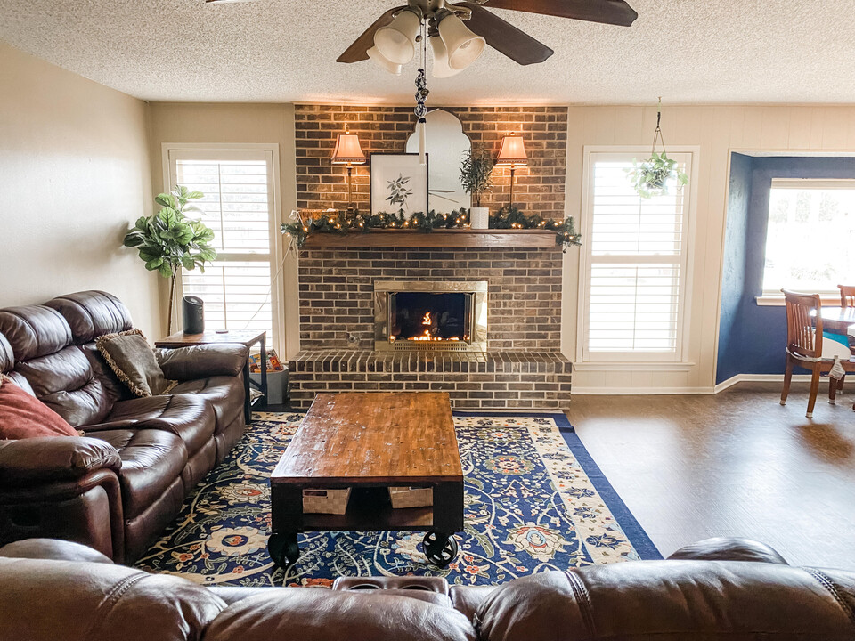 5002 54th St in Lubbock, TX - Foto de edificio