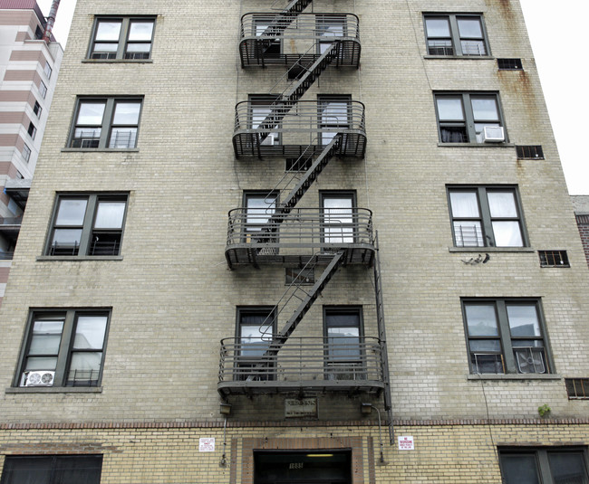 1685 Selwyn Ave in Bronx, NY - Building Photo - Building Photo