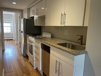 61 Pinckney St, Unit 4 in Boston, MA - Building Photo - Building Photo