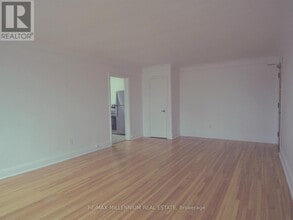 149 Borden Ave N in Kitchener, ON - Building Photo - Building Photo