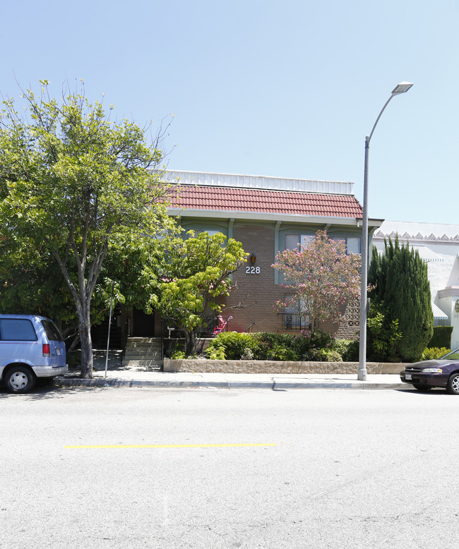 228 N Jackson St in Glendale, CA - Foto de edificio - Building Photo