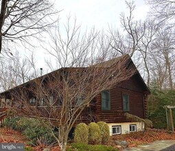 18304 Hawkins Rd in Brandywine, MD - Building Photo - Building Photo