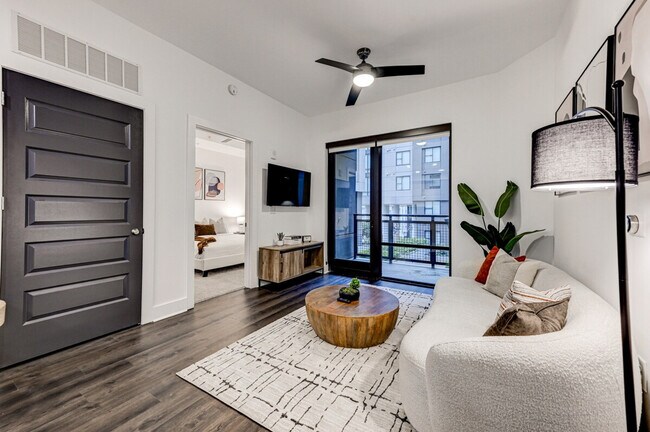 1812 US-19 in Atlanta, GA - Building Photo - Building Photo