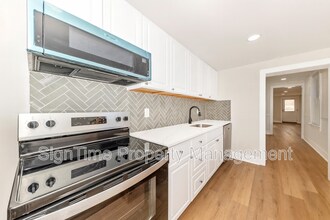 152 E South St in Frederick, MD - Building Photo - Building Photo