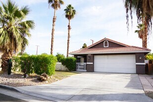 51660 Avenida Villa in La Quinta, CA - Building Photo
